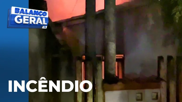 Casa pega fogo durante a madrugada; moradores foram espancados um dia antes