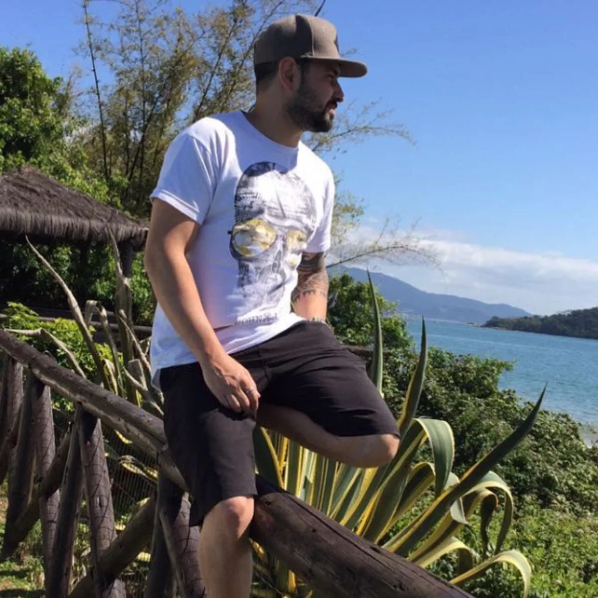 Padrasto que morreu tentando salvar enteada é sepultado no Paraná: "Sempre sorridente"