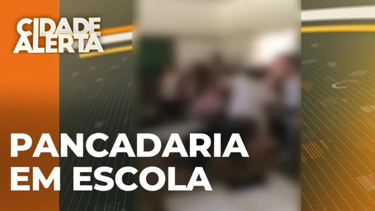 Alunas de escola estadual saem na "mão" e colegas filmam tudo