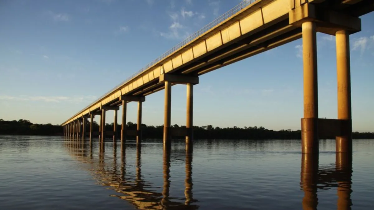 Os leilões de 12 pontes internacionais são destaque no Jornal da Manhã