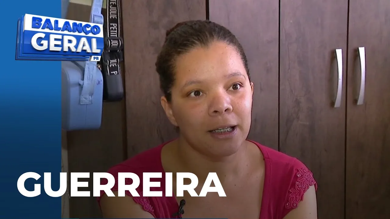 Mãe solo luta para criar 3 filhos autistas: enfrenta crise financeira e risco de perder a casa