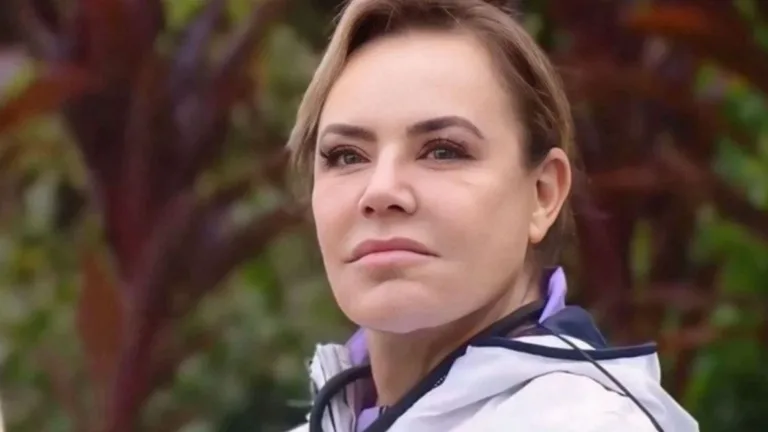 Flor Fernandez corre risco em primeira Roça de A Fazenda 16 (Imagem: Reprodução / RECORD TV)