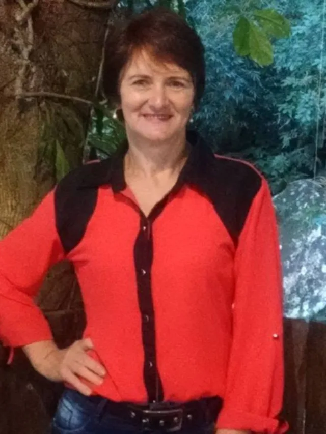 Mãe morre em acidente de carro enquanto viajava para o casamento da filha