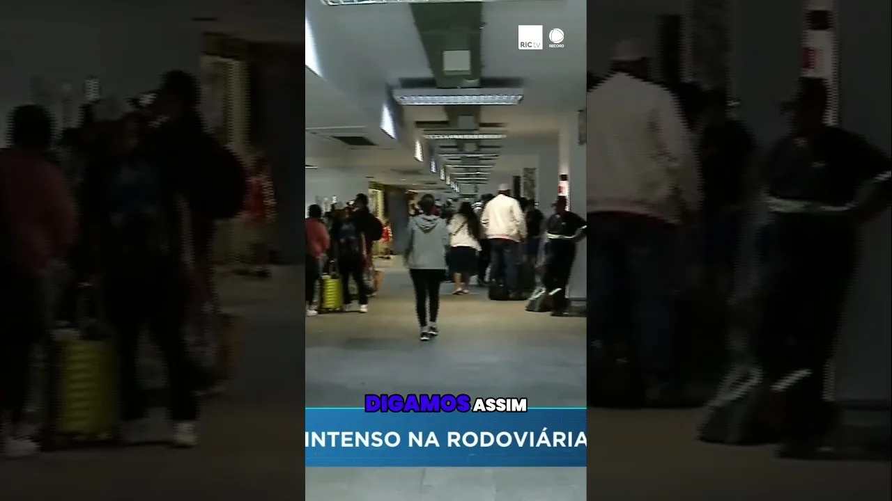 Movimentação intensifica na rodoviária de Curitiba e na BR-277 sentido litoral