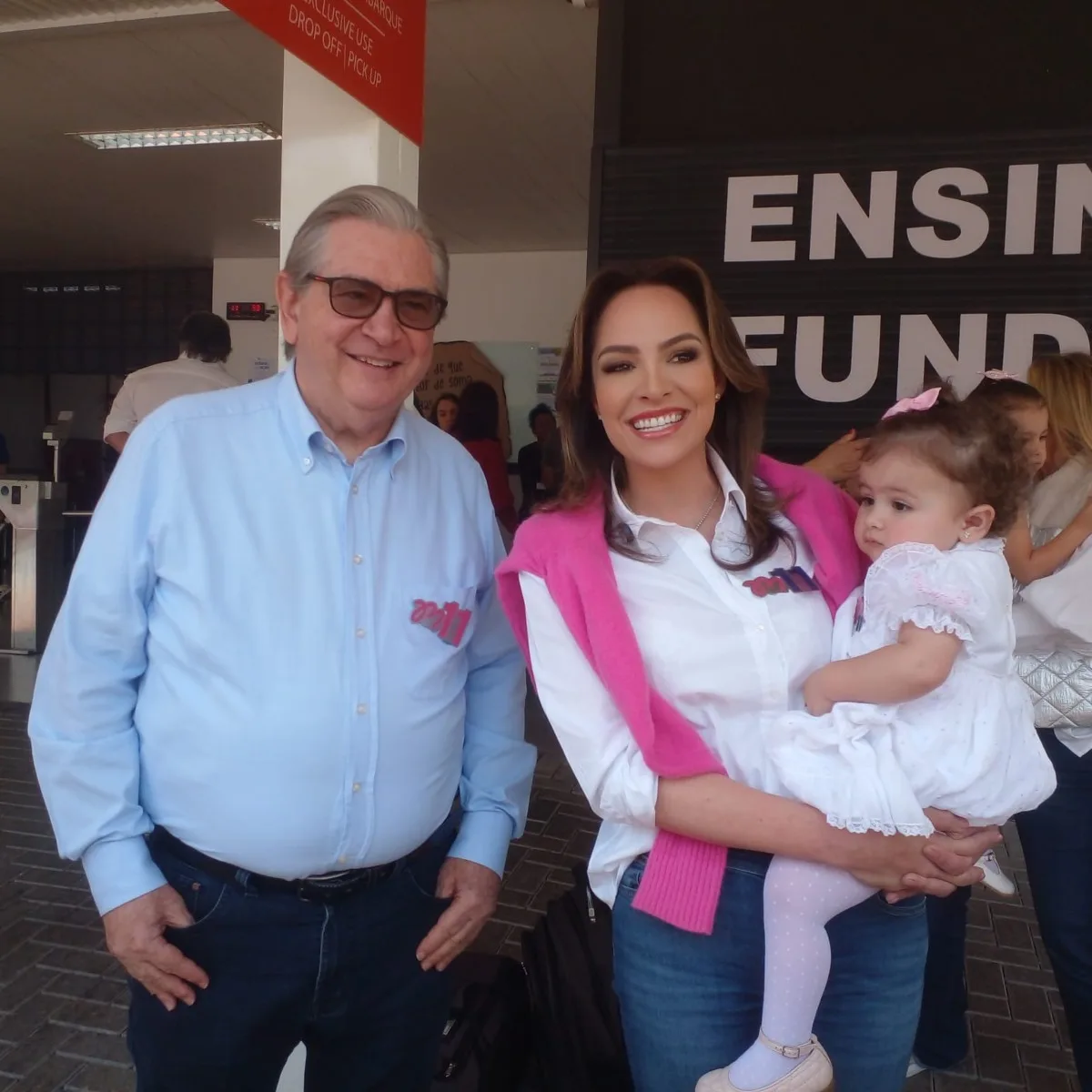 maria victoria vota em Curitiba