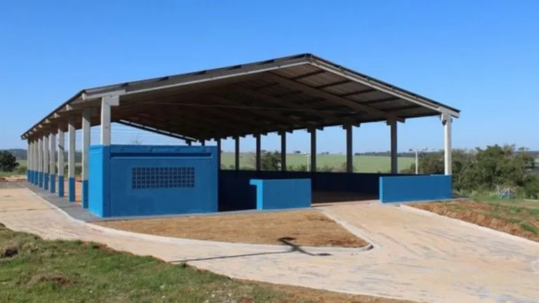 Vigilante reage e é baleado na cabeça em assalto a estação da Sanepar