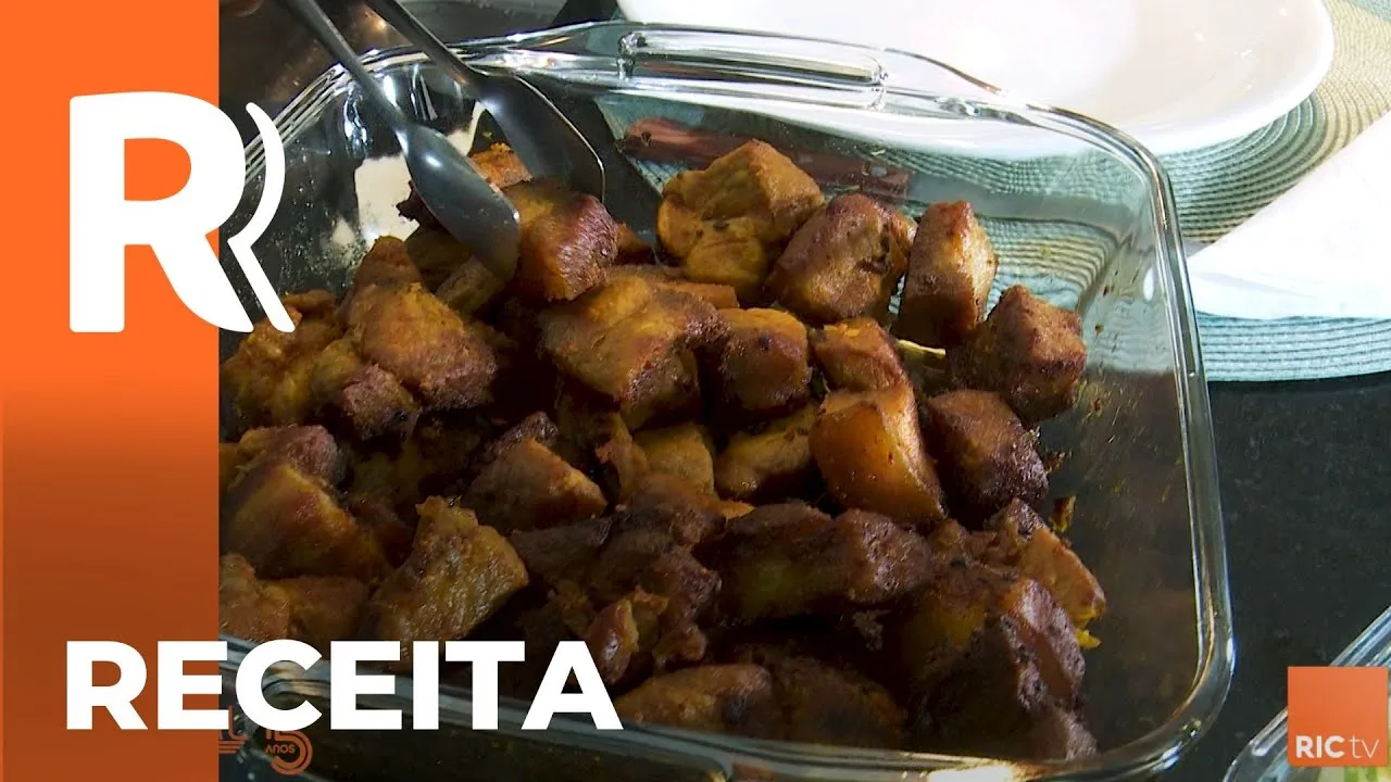 Receita do pernil no tacho com vinagrete de abacaxi