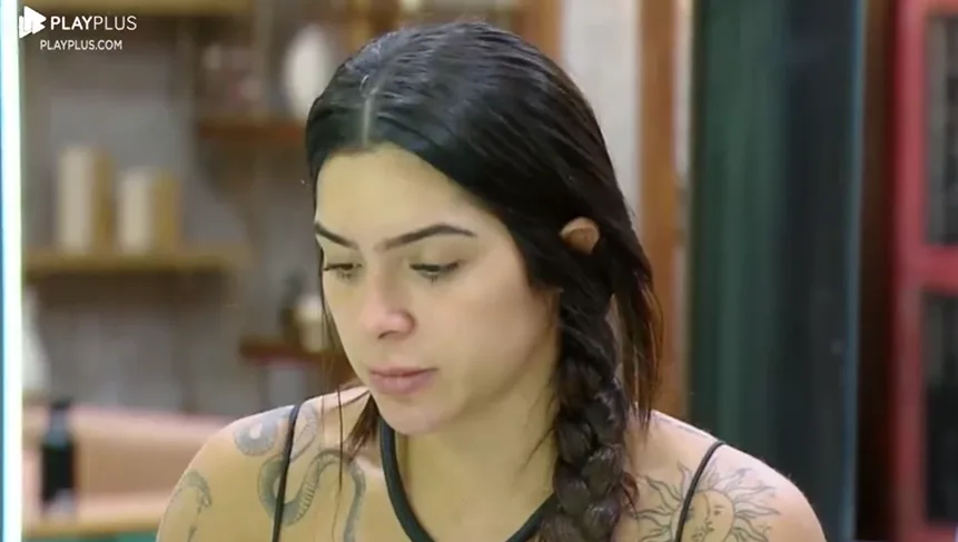 Luana vive climão com Sacha e Gui (Imagem: Reprodução / PlayPlus)