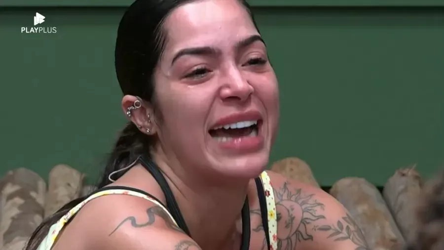 Luana Targino em A Fazenda 16 (Imagem: Reprodução / PlayPlus)