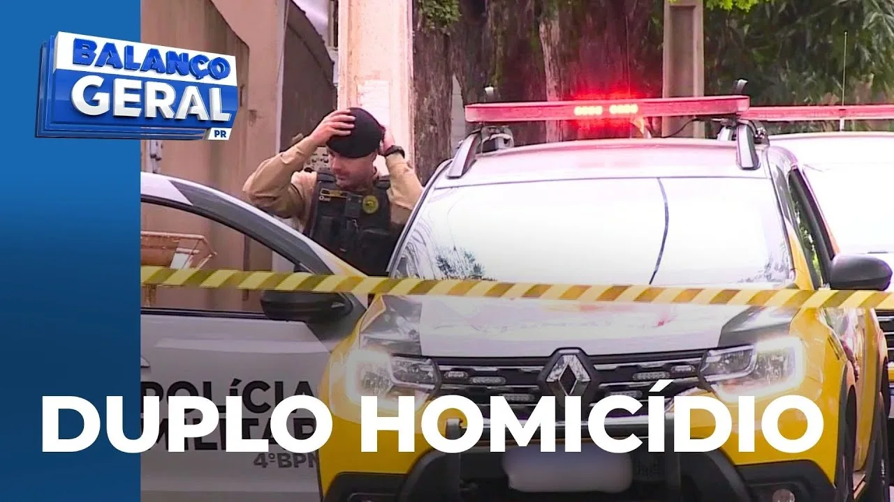 Corpos de homens são deixados no meio da rua; estes, teriam sido mortos a facadas