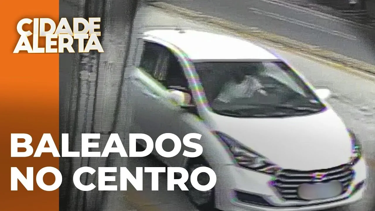 Tiroteio no centro de Curitiba deixa 3 pessoas feridas; câmera registrou o movimento do suspeito