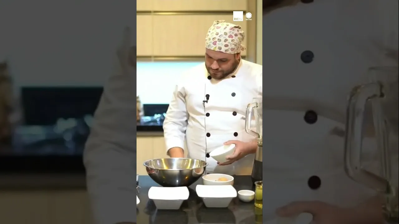 Aprenda a fazer bolo de iogurte com brigadeiro brulê