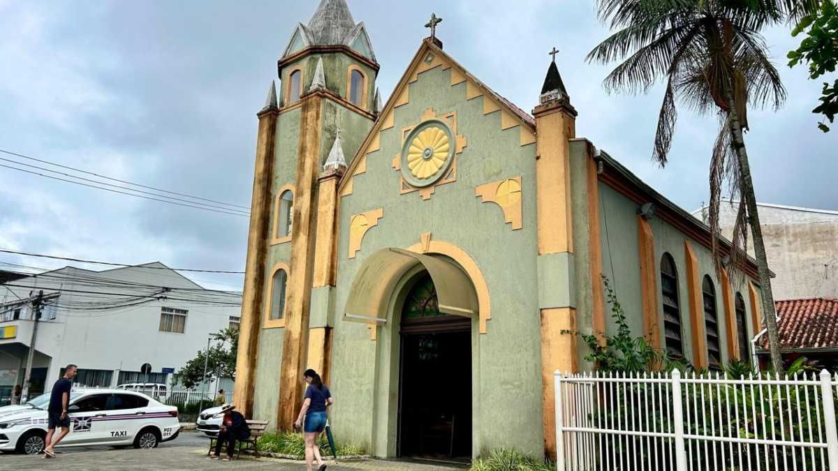 Portal RIC vai ao litoral para descobrir se o povo sabe a origem do nome 'Matinhos'