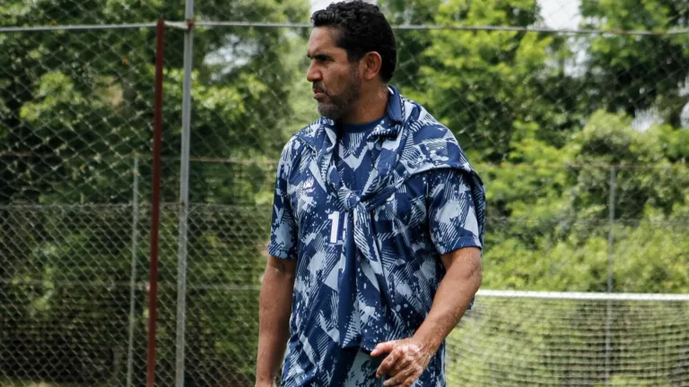 Claudiomiro, auxiliar técnico do Paraná Clube.
