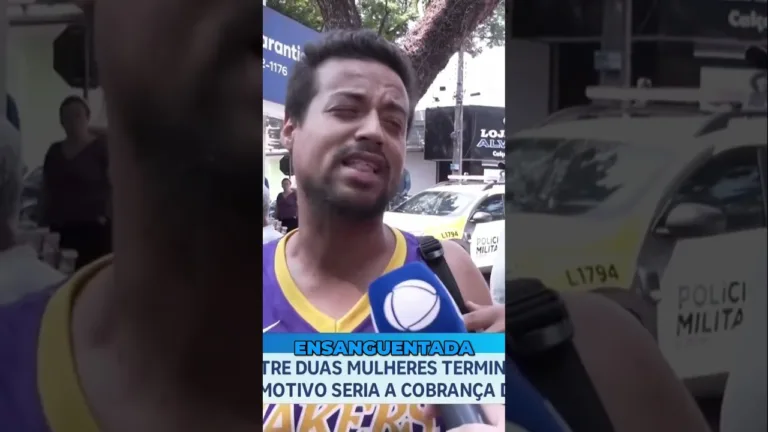 Imagens mostram discussão entre duas mulheres, que terminou com uma delas esfaqueada