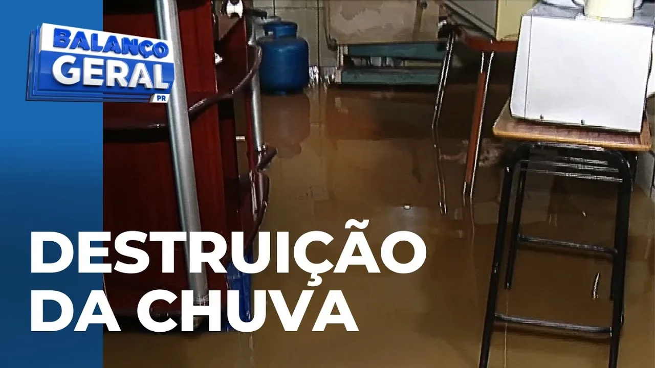 Rios transbordaram e casas foram inundadas; Mais de 16 mil pessoal foram afetadas no Paraná