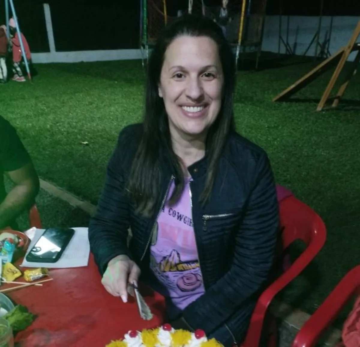 Empresária paranaense morre após ter carro arremessado em engavetamento em SC