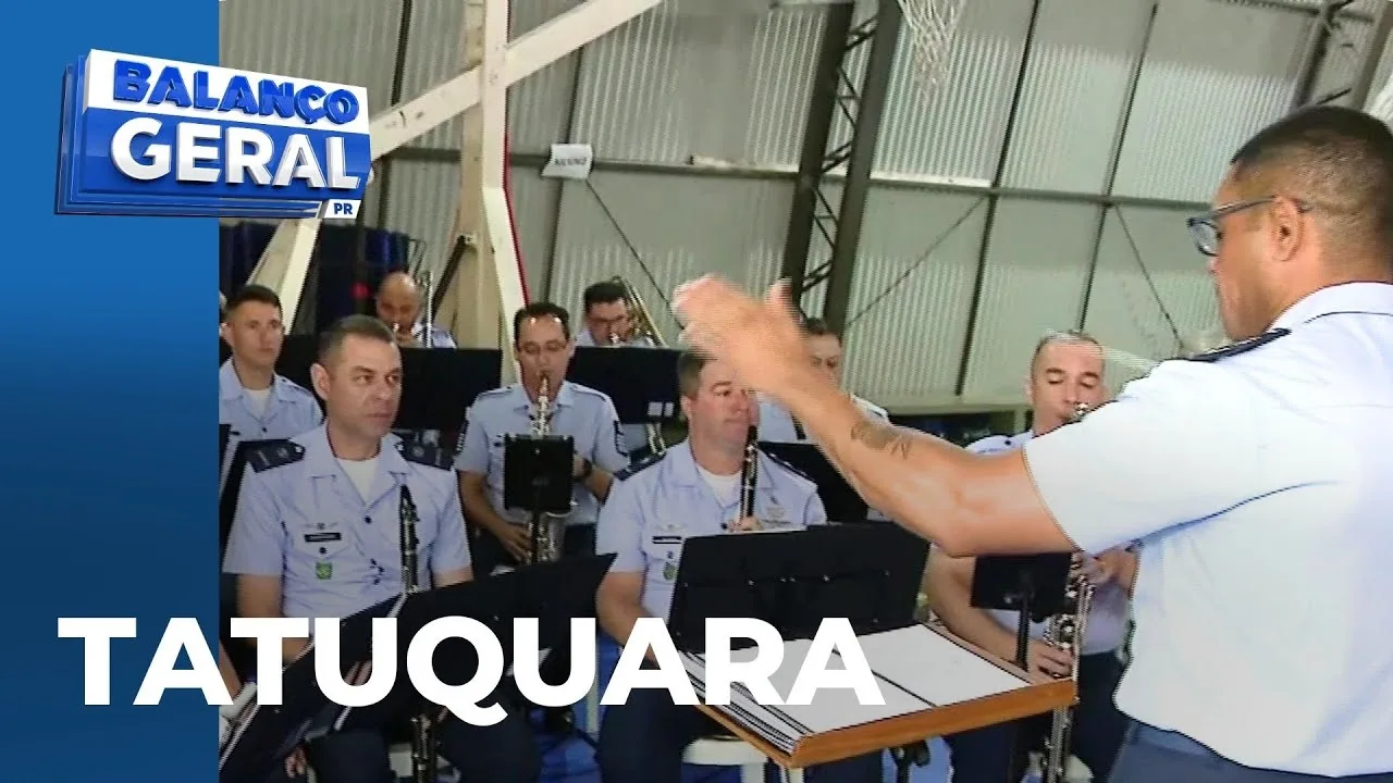 Brinquedo do Bem RICtv entrega presentes para crianças no Tatuquara