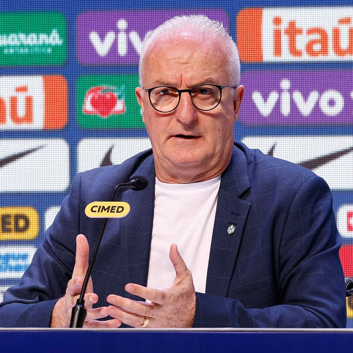 Técnico da Seleção Brasileira, Dorival Júnior anuncia convocados