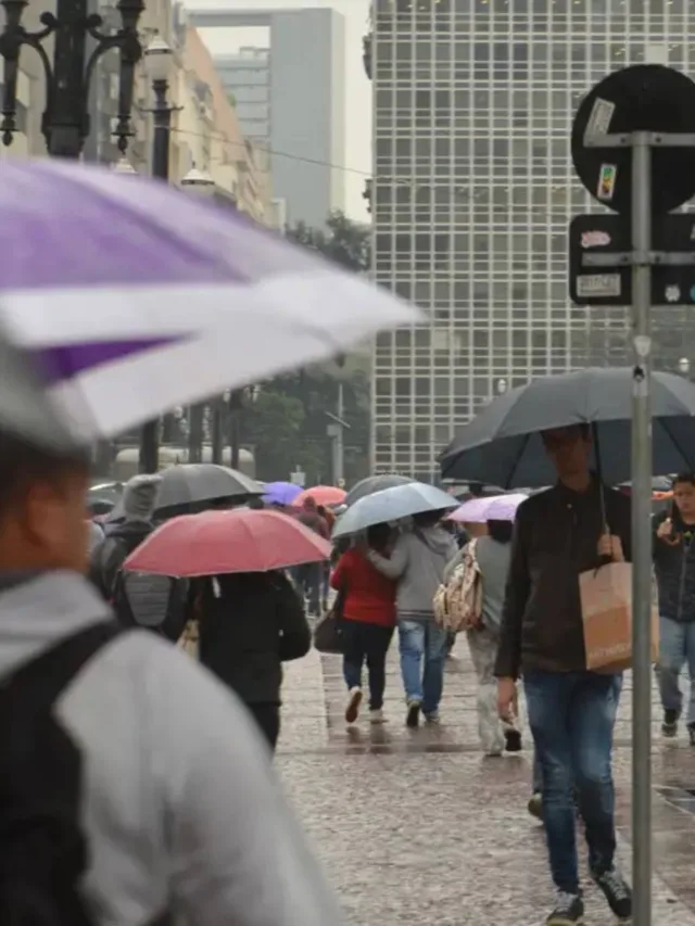 Frente fria deve prolongar chuva no Paraná pelos próximos dias; veja a previsão