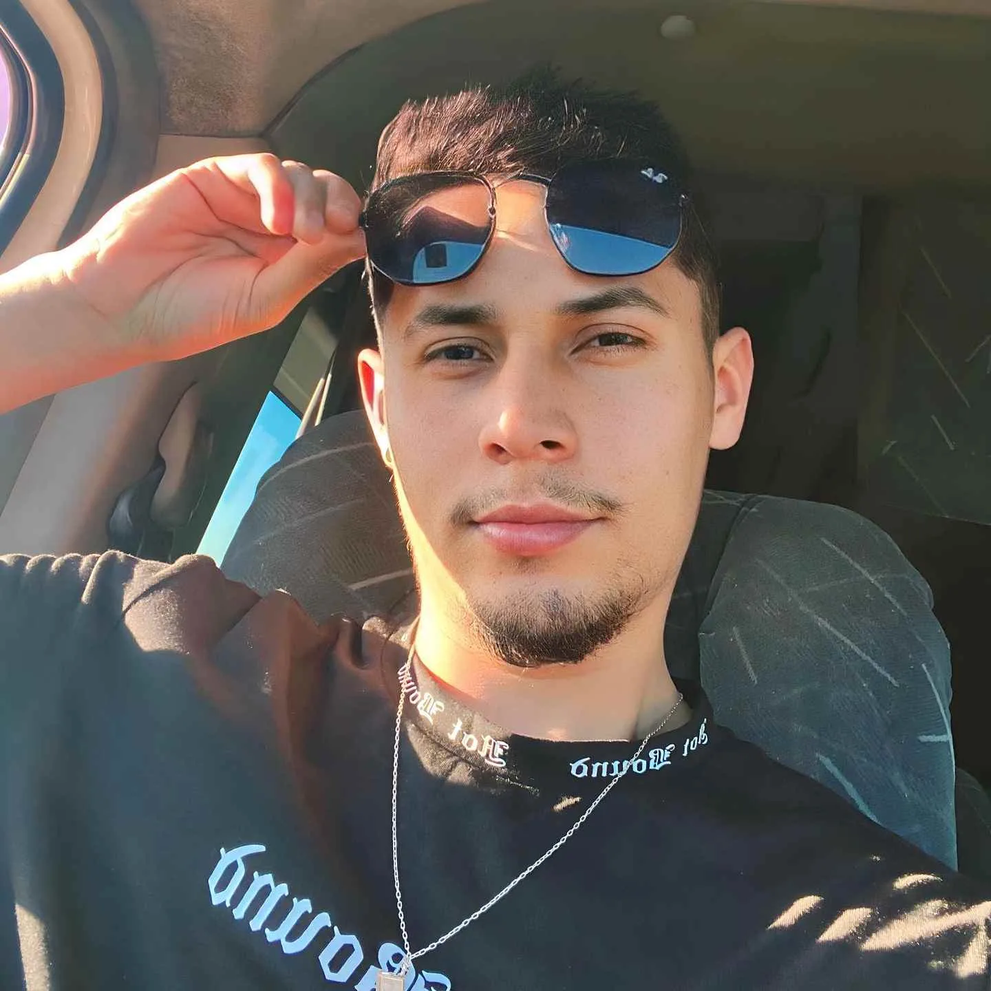 Erick Costa estava com um amigo na cachoeira quando foi arrastado por correnteza