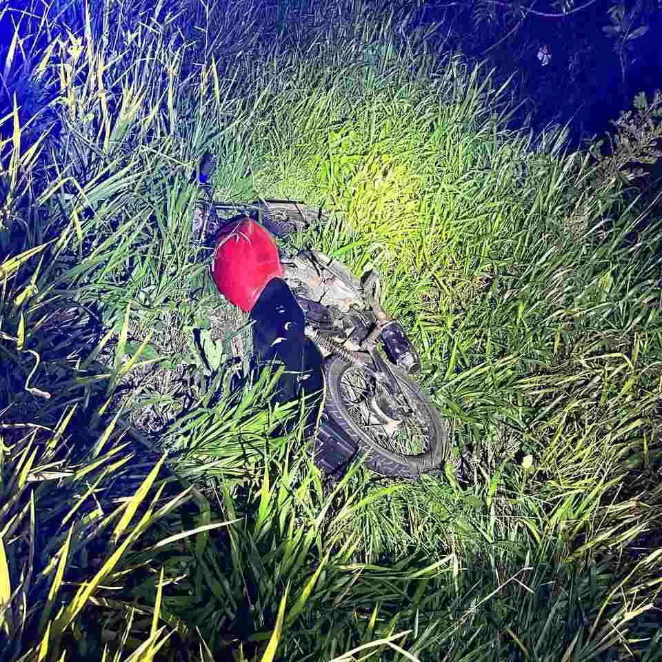 Motociclista teria invadido a pista contrária, em acidente na BR-153