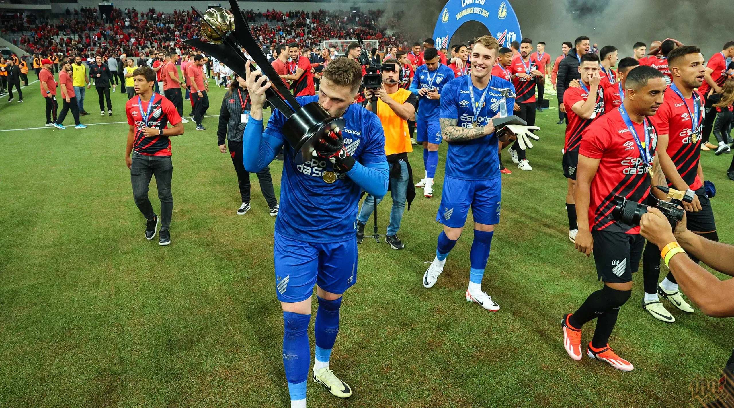 Campeonato Paranaense começará no dia 11 de janeiro com clássico