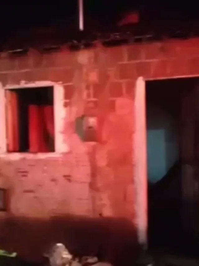 Criança de 2 anos morre carbonizada em incêndio ao ser deixada sozinha em casa