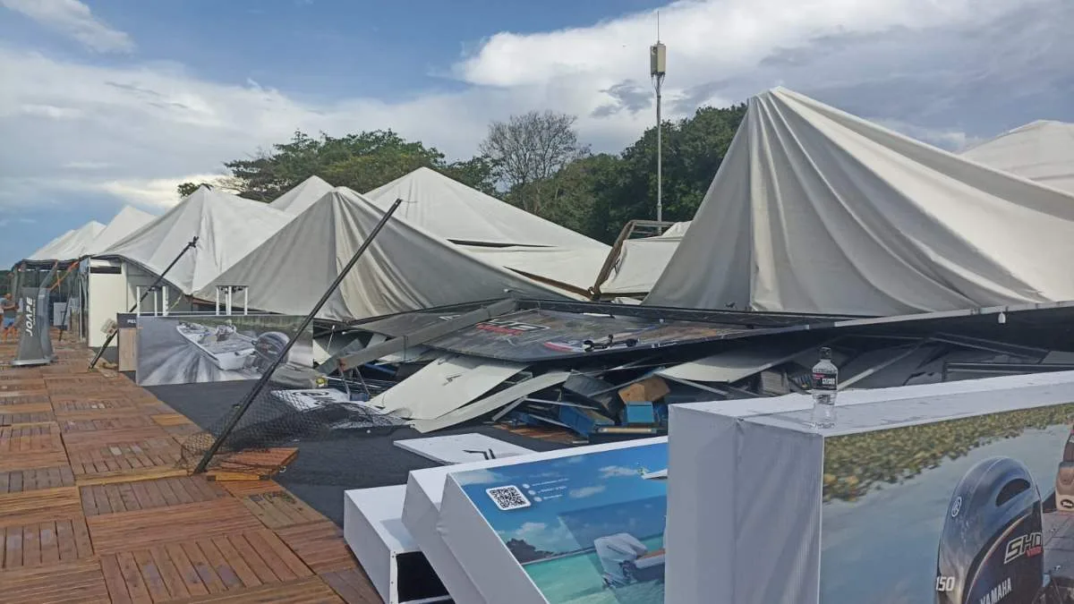 Estrutura do Foz Internacional Boat Show 2024 é destruída por ventos fortes