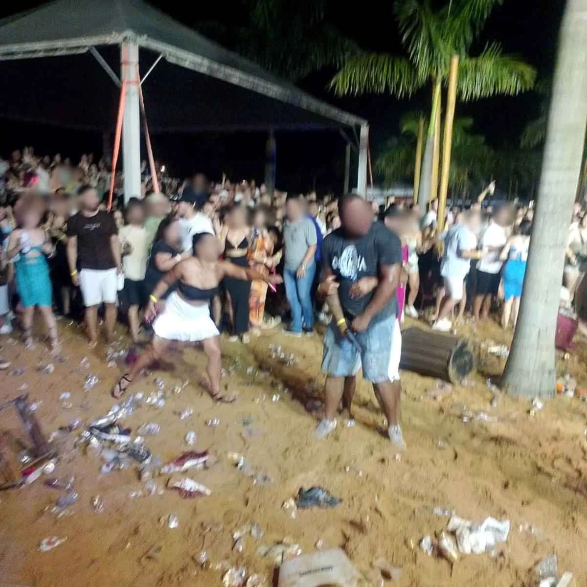 Tiroteio acaba com show da banda Menos é Mais em Foz do Iguaçu