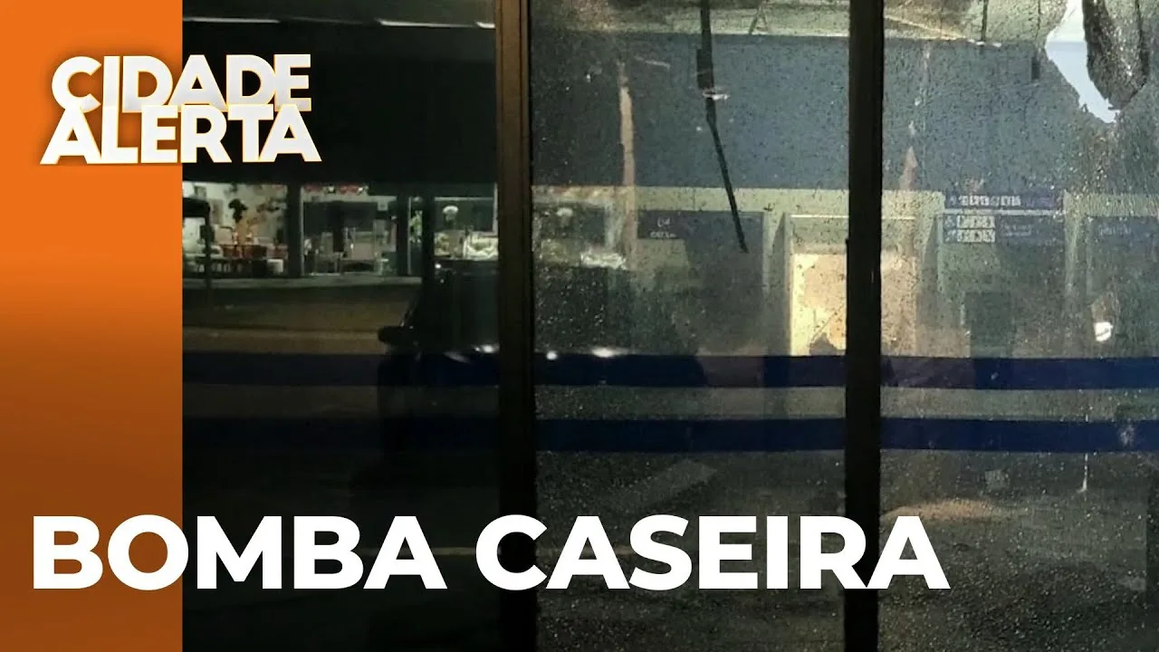 Jovem explode banco com uma bomba caseira, que este aprendeu a fabricar na internet