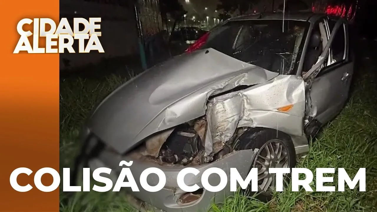 Carro é atingido e arrastado por trem em Sarandi; duas mulheres ficam feridas