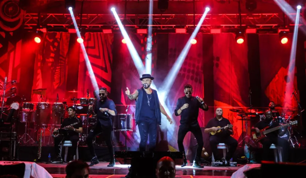 Alexandre Pires abre programação do terceiro final de semana do Verão Maior Paraná