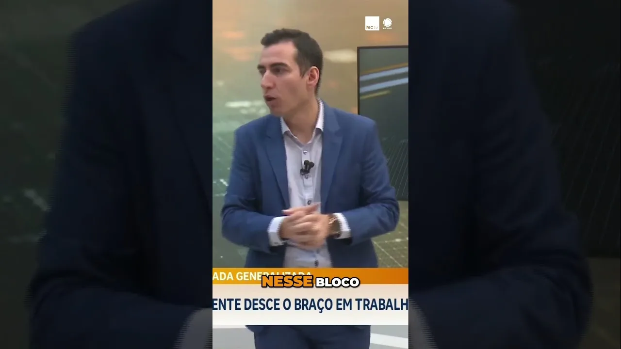 Paciente desce o braço em trabalhadores de laboratório no centro