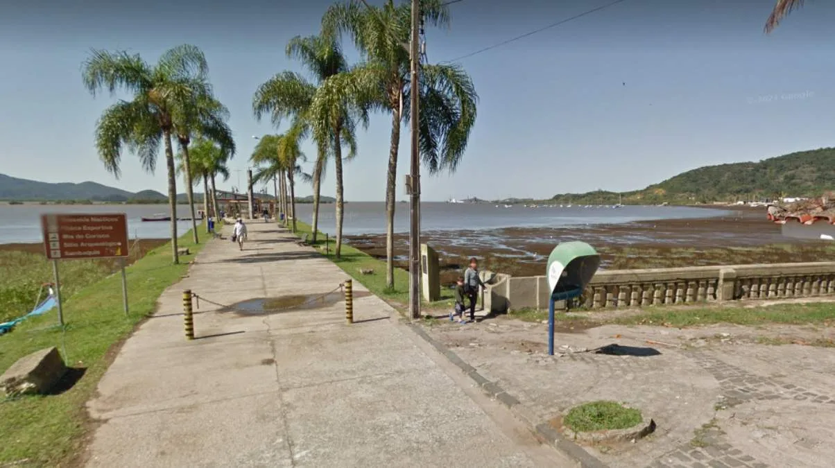 Pai e filha se afogam e pescadores salvam a vida dos dois no litoral do PR