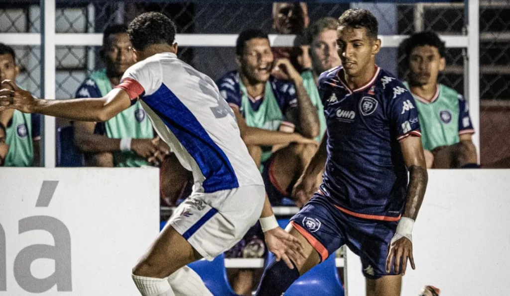 Cianorte x Paraná Clube no Bate Pronto.