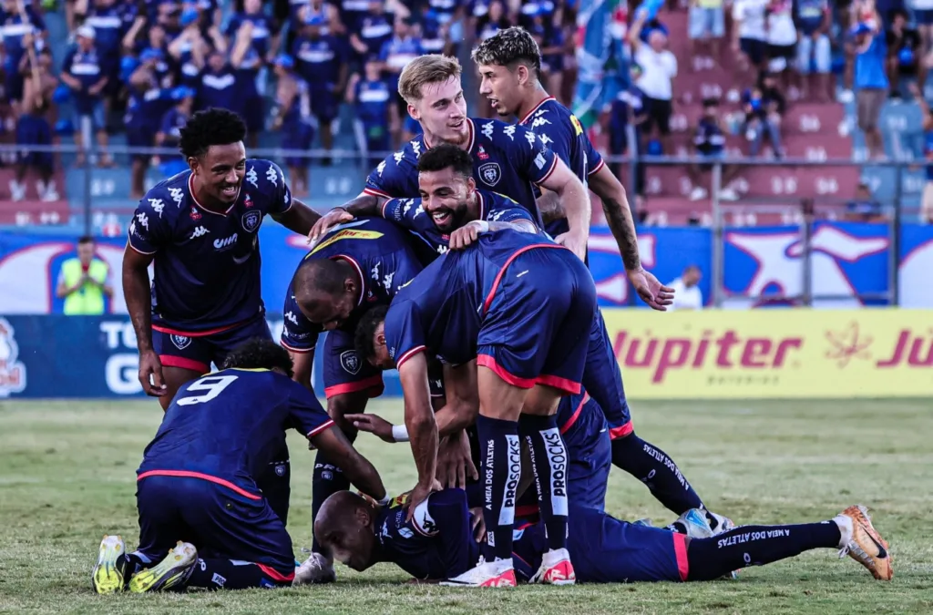 Cianorte x Coritiba.