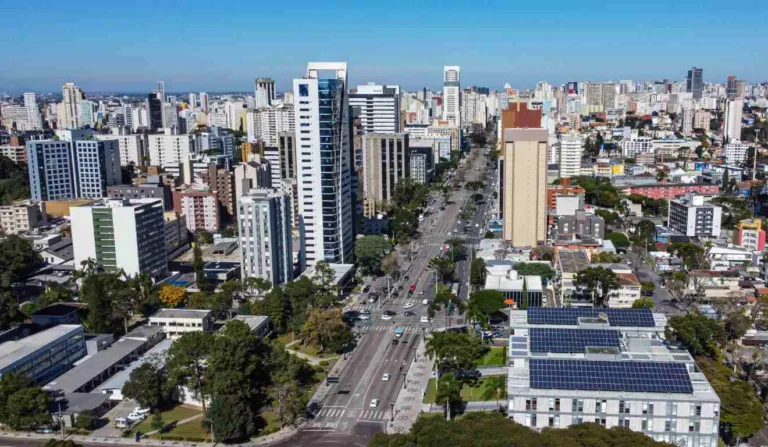 Cidade no Paraná vista de cima