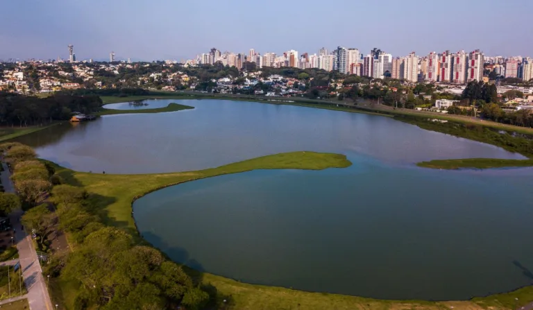 imagem aérea do Parque Barigui