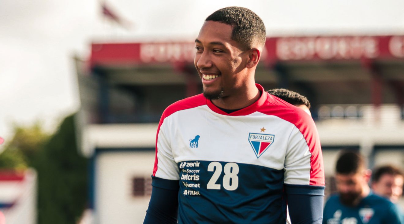 Zagueiro Habraão, recentemente contratado pelo Athletico.