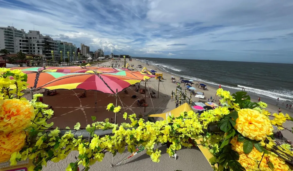 Mirante da Arena Mundo Ric chama atenção de veranistas 