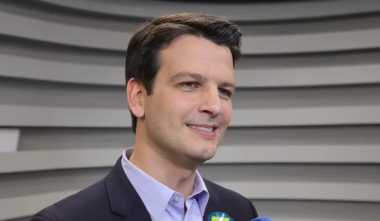 Eduardo Pimentel é o entrevistado do Jornal da Manhã desta sexta-feira (7)