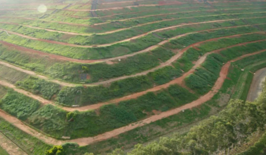 Vista aérea do aterro sanitário de Fazenda Rio Grande