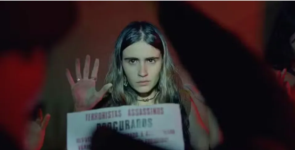 Valentina Herszage em cena do filme gravado no Túnel Rebouças (Imagem: Divulgação)