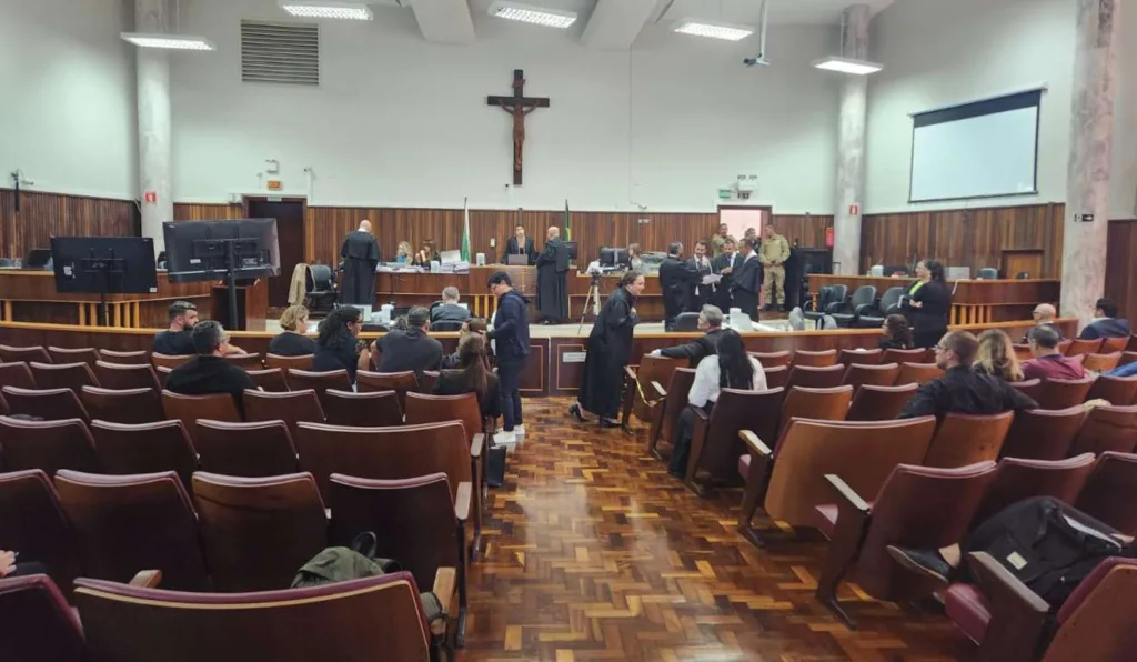 Expectativa é que júri de Guaranho termine nesta quinta-feira (13)
