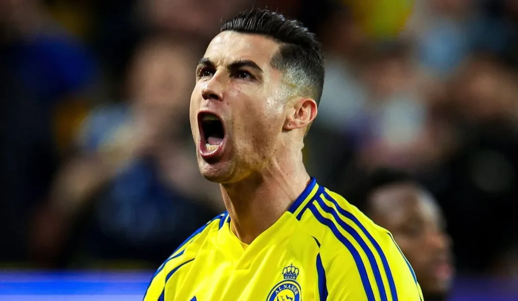 Cristiano Ronaldo comemora gol pelo Al Nassr