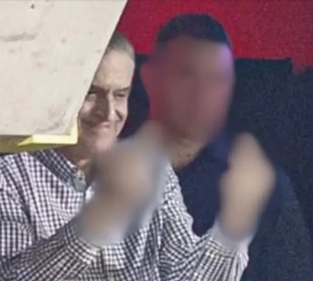 Petraglia fez um gesto ofensivo para a torcida do Athletico.