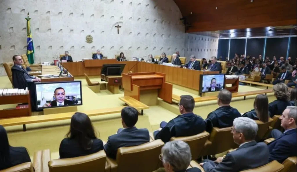 Lei Maria da Penha se estende a casais homoafetivos e mulheres trans, decide STF