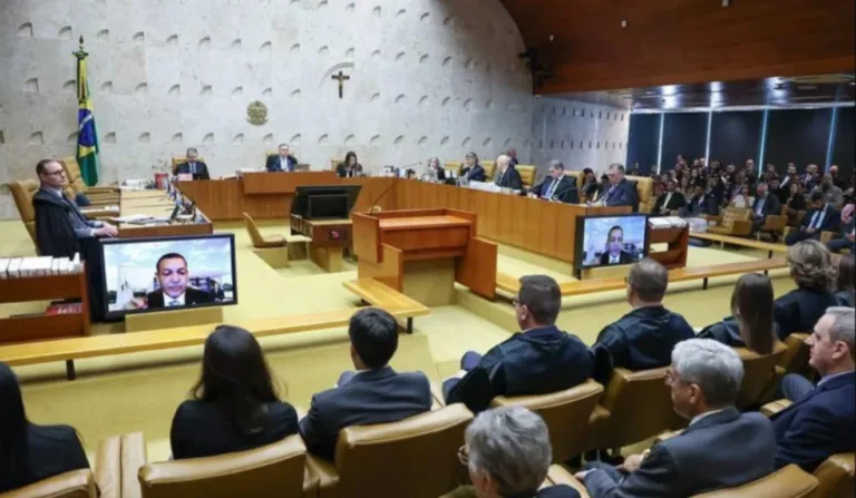 Lei Maria da Penha se estende a casais homoafetivos e mulheres trans, decide STF