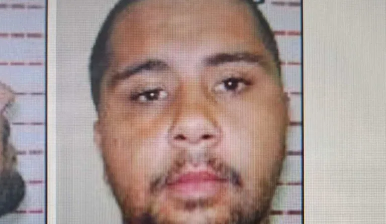 Foto de Wilciomar Allan Ferry, de 33 anos, vítima de homicídio em São José dos Pinhais. Ele foi encontrado morto com tiros na cabeça ao lado de uma distribuidora de bebidas.